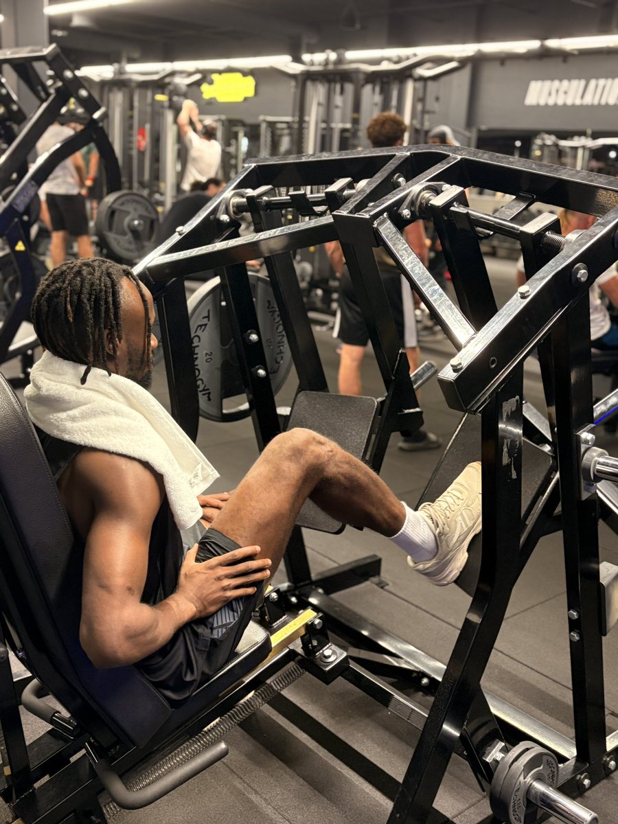 fistonmayele9's tweet image. 🏋🏿‍♀️🥷🏿🐆