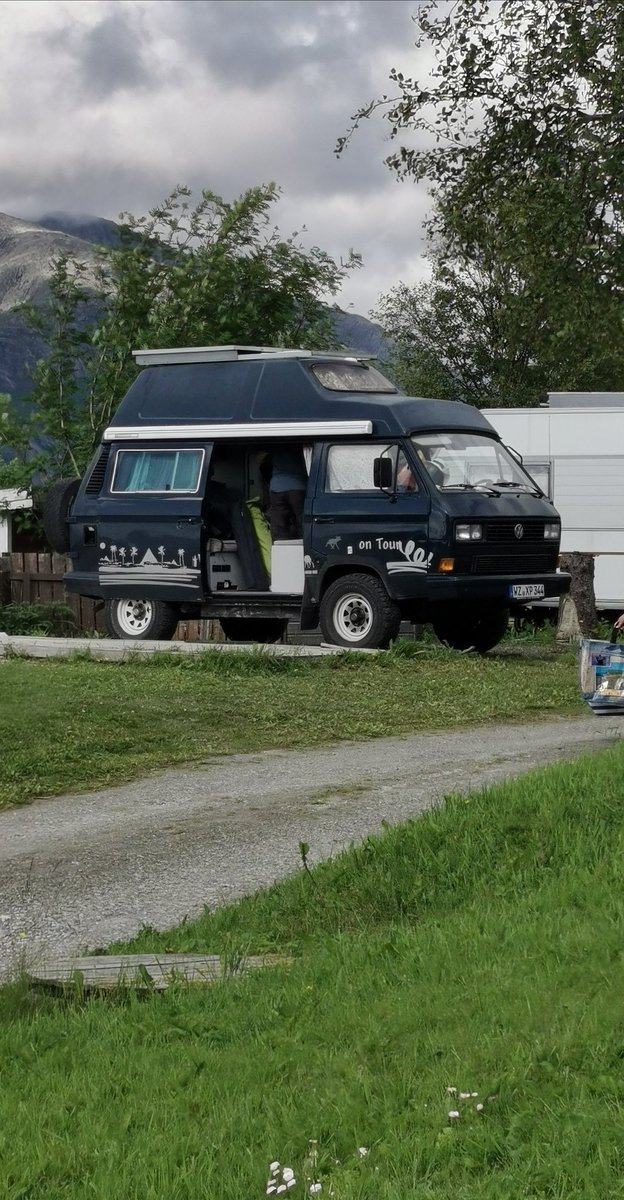 CAMPING!

The things I spot. 

  _________
/_________\
[O==o==O]

  _________
/_________\
[¦¦]==o==[¦¦] 

<a href="/mib94vp/">MiB94 Virtual Photography 📸 🇧🇷</a>
<a href="/pgosch86/">TheWeakEnder VP📷</a>
<a href="/VW/">Volkswagen</a>
#Westfalia