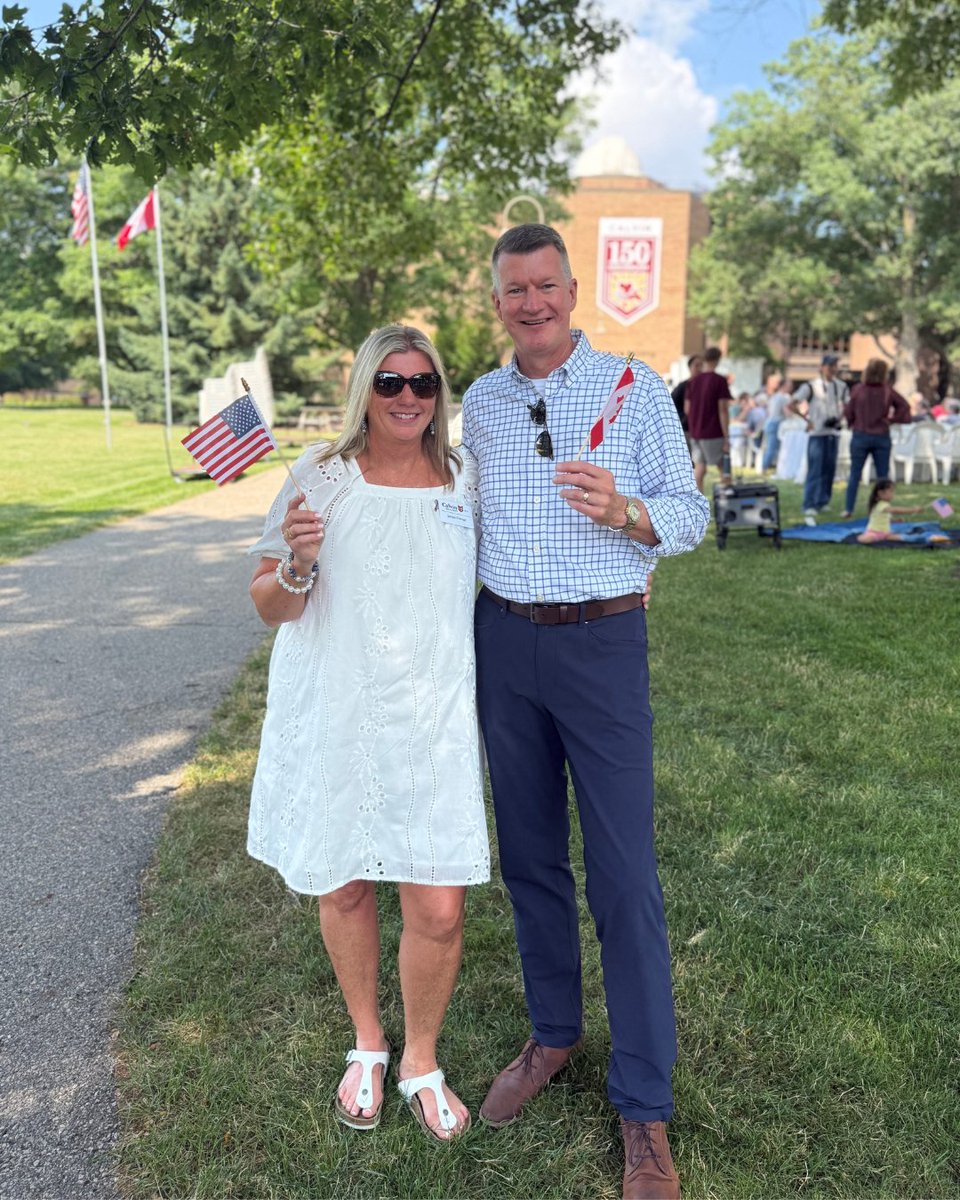 Calvin_Uni's tweet image. On Wednesday, we came together on campus to celebrate both Canada Day and the Fourth of July. It was a joyful kickoff to the long weekend! ✨🎆