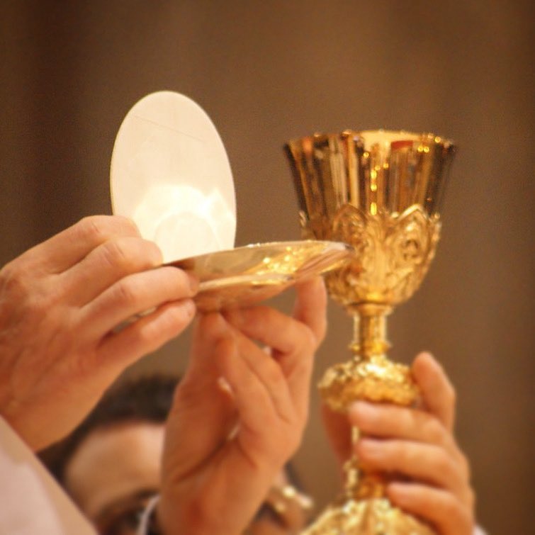 Joumanamdawar's tweet photo. #friday #july 4th #2025 #rosary #mass and #adoration at #st_doumit #church #zoukmikael at 17:00 #prayers #worshiping #divinelove #prayingtogether #prayingforpeace #praying_for_lebanon #joumanamdawar https://t.co/b1mPcWDyHh