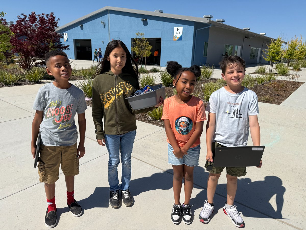 ucdcstem's tweet image. Here are a few highlights from Rex Fortune Elementary&apos;s first Roboplay Challenge on May 20! Students demonstrated impressive coding, math, and engineering skills in this exciting competition. Thank you to judges, volunteers, and donors who helped make this event a success!