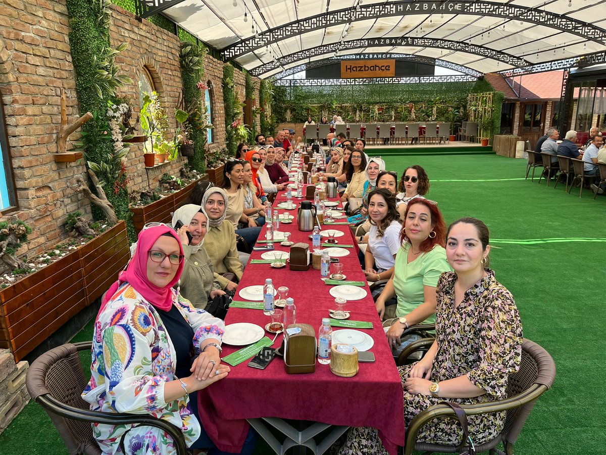 Kozagac_Kesob's tweet photo. Bir dönem sonu
Seminerin son günü
Teşekkürler https://t.co/923gEglhnU