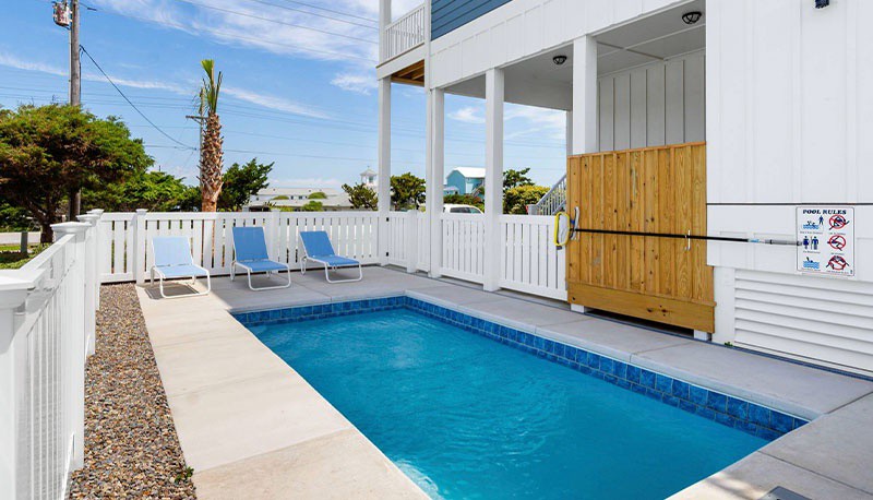 At Wait N Sea, you'll find a custom-built home with luxurious accommodations, including a private saltwater pool and breathtaking ocean views.

Read more 👉 lttr.ai/AeykX

#VacationRental #Beach #EmeraldIsle