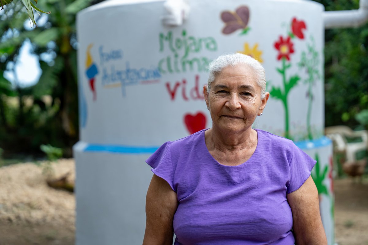 PnudColombia's tweet image. #MojanaClimayVida📢 +31 mil personas en La Mojana cuentan hoy con Sistemas de Cosecha de Agua Lluvia.💧
 
Junto al @FondoAdaptacion y las comunidades de esta región, fortalecemos la resiliencia al cambio climático con soluciones concretas de acceso a agua. 🌿🧵