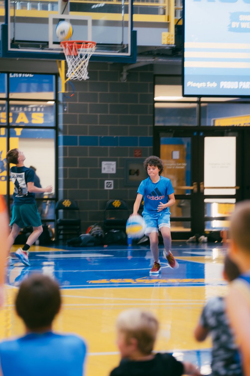 Another youth camp in the books! Our guys were educating and having fun with the next generation. We had a BLAST! 
🙌🔵🟡🦘 

#RooUp