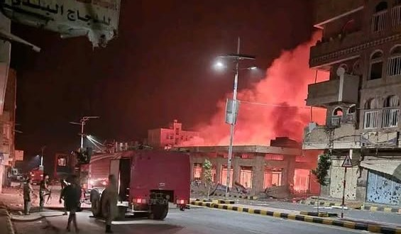 #Taiz Police Reveal Details of #Houthi Drone Strike on Fuel Station That Killed One and Injured Dozens

yemenmonitor.com/en/Details/Art…