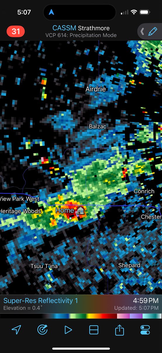 adolwyn's tweet image. Calgary weather really said, “Welcome to Stampede, fools.”
It’s hailing on these folks who are waiting in the longest general admission lineup. (The photo was taken before the hail started)
#yyc
