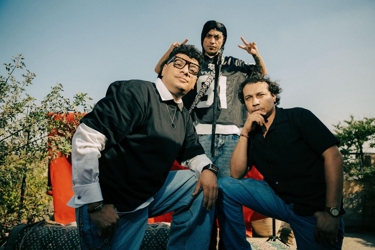 🎙️ في تجربة فنية فريدة، يجتمع نجم موسيقى المهرجانات سادات والشاعر مصطفى إبراهيم في صالون جيمي هود الثقافي "طائة"، وذلك على مسرح جيزويت القاهرة، في تمام الثامنة مساء الأحد 14 يوليو، إحياءً لفكرة الصالون الثقافي المصري...