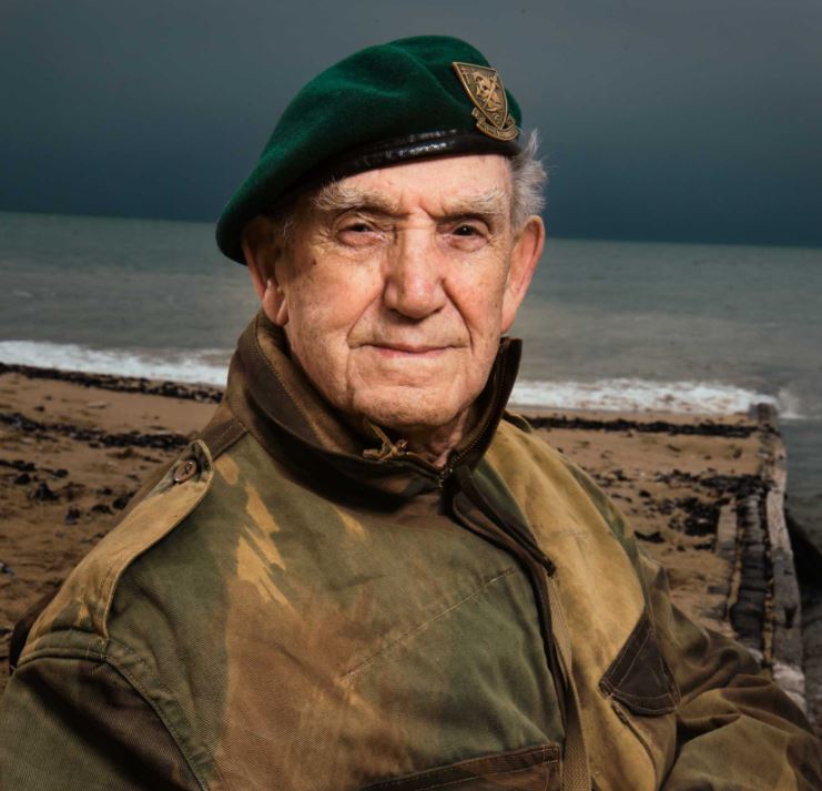 TheatrumBelli's tweet photo. IN MEMORIAM
3 juillet 2023 : mort à 100 ans de Léon Gautier, dernier survivant du #Commando #Kieffer.
https://t.co/lqygCFoaGh
@MarineNationale https://t.co/2uo1rTYgOC