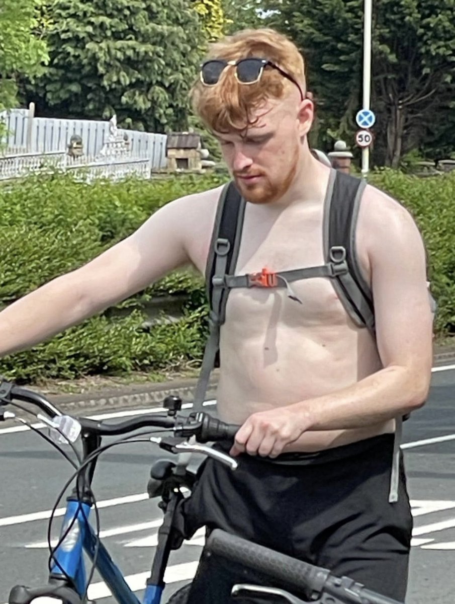 Ginge Power? This is real Ginge power 1.5 mile from Mytham Road! With 40 miles to go! #nevergiveup!