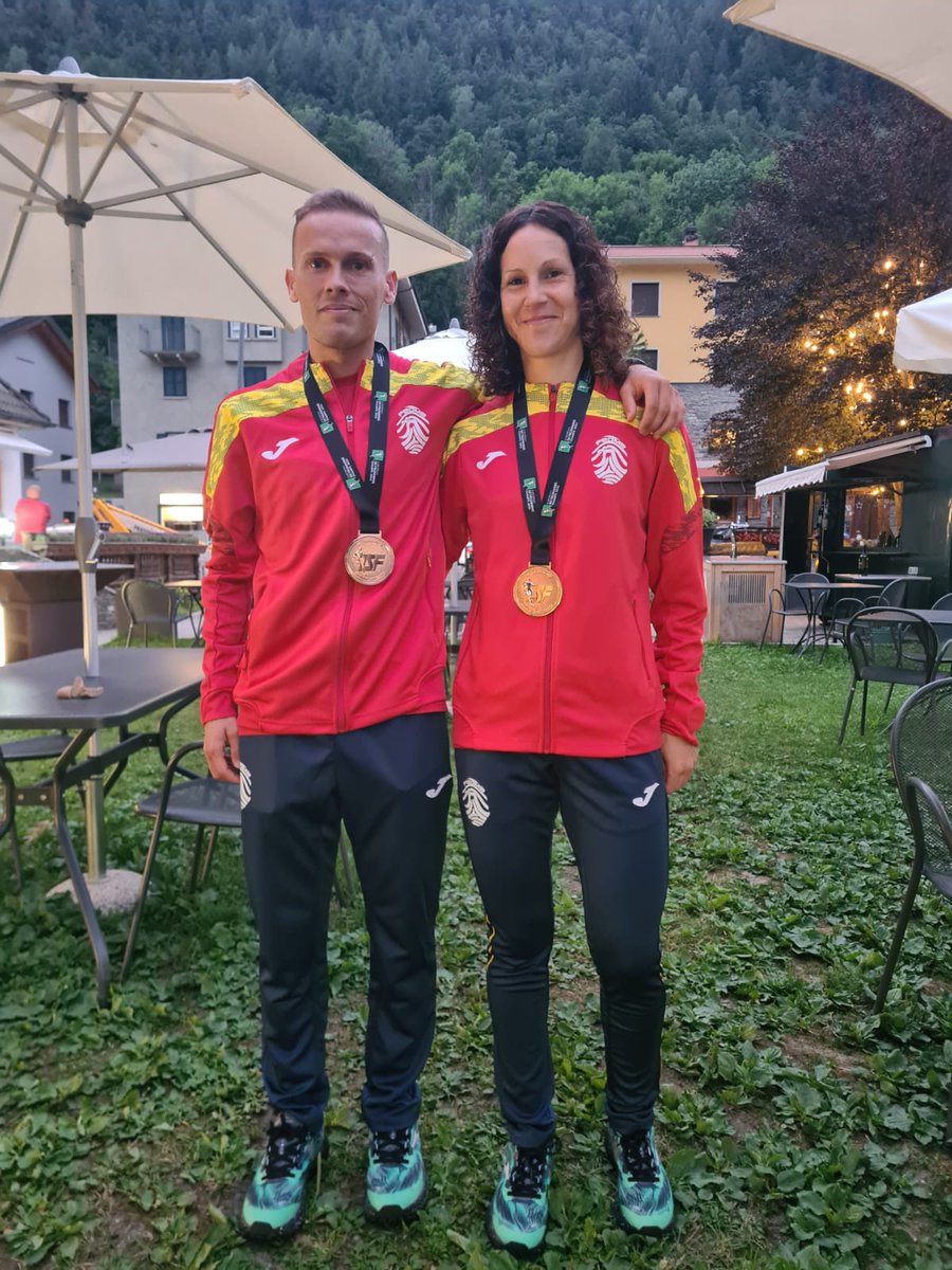 Fedme (@fedme_es) on Twitter photo 🇪🇺🔥 ¡Arranque brillante para #TeamESP en el Europeo de #Skyrunning en Italia!
🥉 Onditz Iturbe
🥉 Jonatan Arobes
4ª Bel Margarita Calero
7ª Laia Montoya
💥 4,5 km | 950 m+ - Vertical de Aprica-Corteno
📲 +info: tinyurl.com/4keb8huc
<a href="/deportegob/">CSD</a> <a href="/depespana/">ADESP - Asociación del Deporte Español</a> <a href="/JomaSport/">Joma Sport</a> 🇪🇺🔥 ¡Arranque brillante para #TeamESP en el Europeo de #Skyrunning en Italia!
🥉 Onditz Iturbe
🥉 Jonatan Arobes
4ª Bel Margarita Calero
7ª Laia Montoya
💥 4,5 km | 950 m+ - Vertical de Aprica-Corteno
📲 +info: tinyurl.com/4keb8huc
<a href="/deportegob/">CSD</a> <a href="/depespana/">ADESP - Asociación del Deporte Español</a> <a href="/JomaSport/">Joma Sport</a>