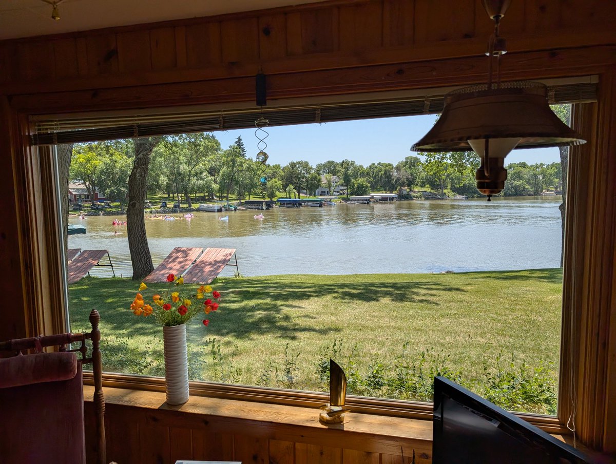 It's a beautiful day to be at the lake!