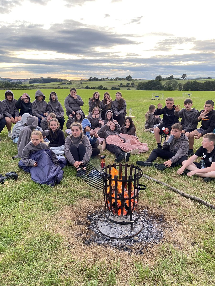 PingleAcademy's tweet photo. Making life long memories by the camp fire at #PingleCamp25 https://t.co/glmUvbqxmM