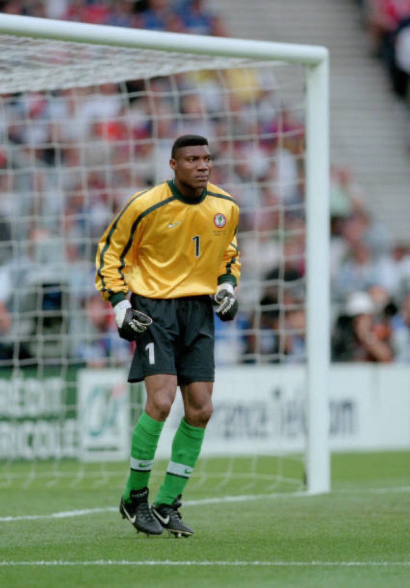 ChidiNwatu's tweet image. Itβs a sad day for football.
The legendary Nigerian goalkeeper Peter Rufai, a.k.a. Dodo Mayana, has passed away at the age of 61.
Rest in peace, legendποΈ