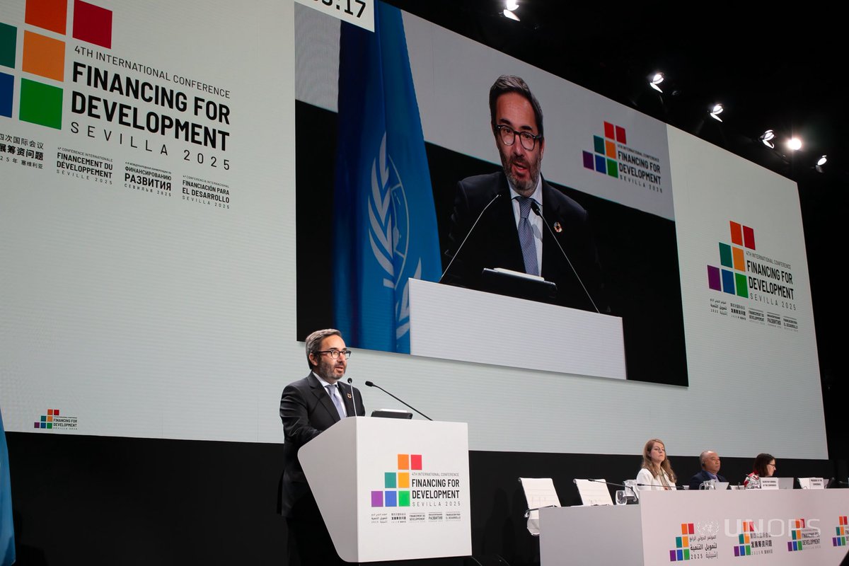 UNOPS_Chief's tweet image. The $4.3T #SDG finance gap won’t be closed by money alone.
At #FfD4, @UNOPS made it clear: implementation is key.
We stand ready to help partners translate finance into lasting, inclusive impact, through infrastructure, procurement, and capacity that delivers impact.