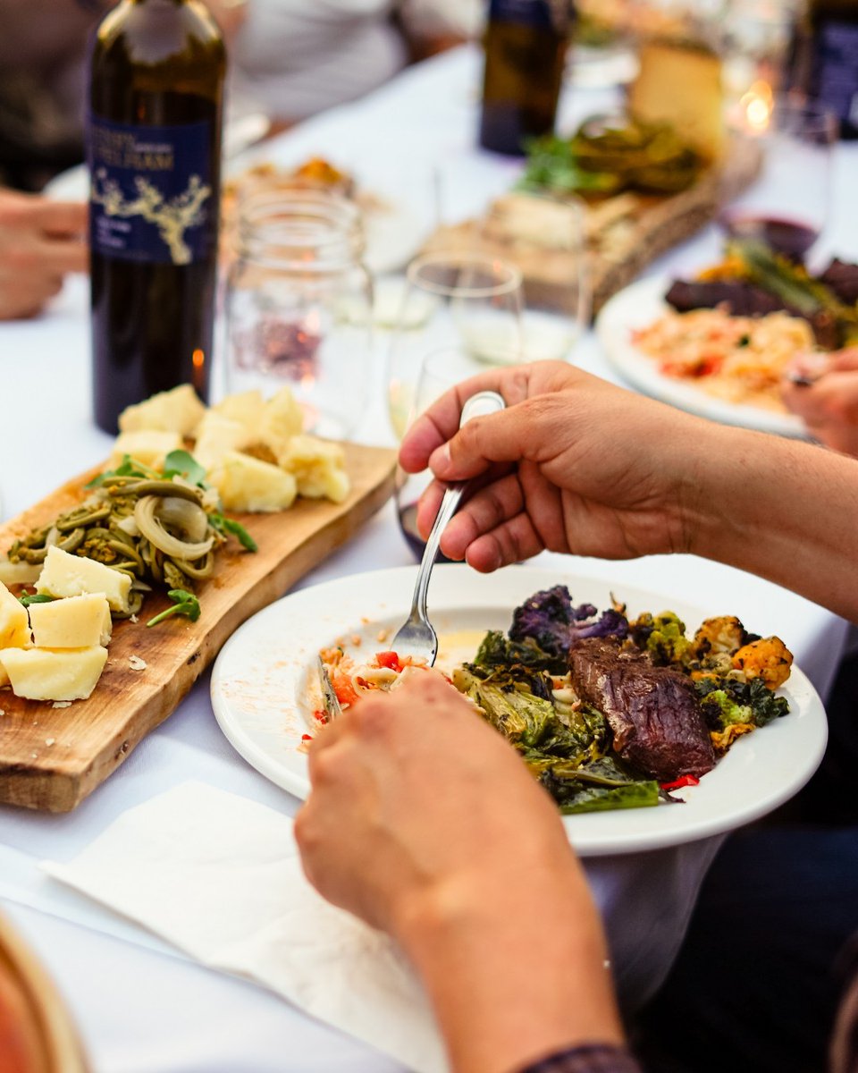 Henry of Pelham (@henryofpelham) on Twitter photo Join us tomorrow, Fri July 4th, for our first Prix Fixe Friday with Short Hills Kitchen. Walk-ins are welcome but if you'd like to make a reservation, please send an email to jarrod@wellington-court.com or call 905-682-5518. View the full menu: bit.ly/3CQj0Kb Join us tomorrow, Fri July 4th, for our first Prix Fixe Friday with Short Hills Kitchen. Walk-ins are welcome but if you'd like to make a reservation, please send an email to jarrod@wellington-court.com or call 905-682-5518. View the full menu: bit.ly/3CQj0Kb