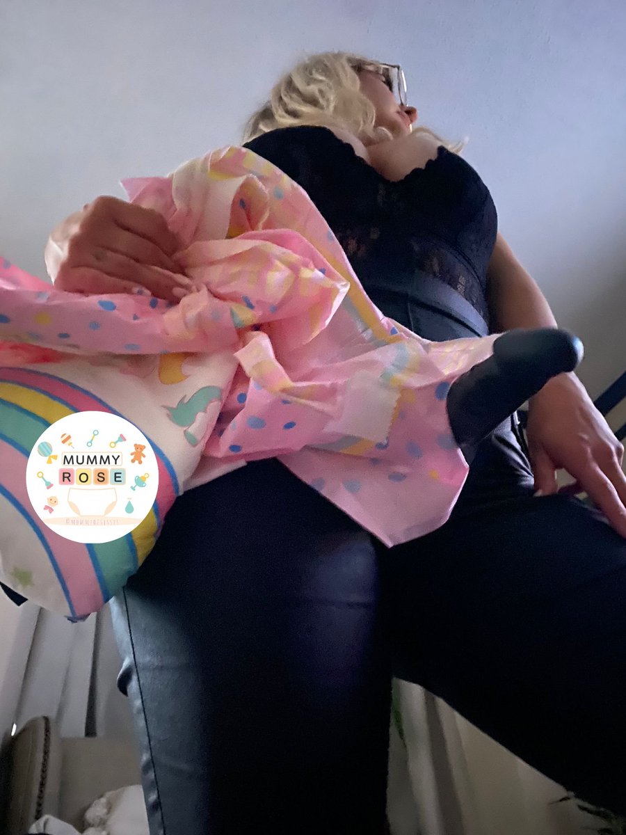 mummyofsissys's tweet photo. Nawww, you thought i was going to have sex with you?! Hahaha! Well, you were kinda half right. I will be having sex with you, but I'll be fucking your little bitch ass bussy as your wearing this pretty pink diaper!! Don't you understand? 

Bitch boys get fucked and padded!

Abdl https://t.co/1aaH1Md6iY