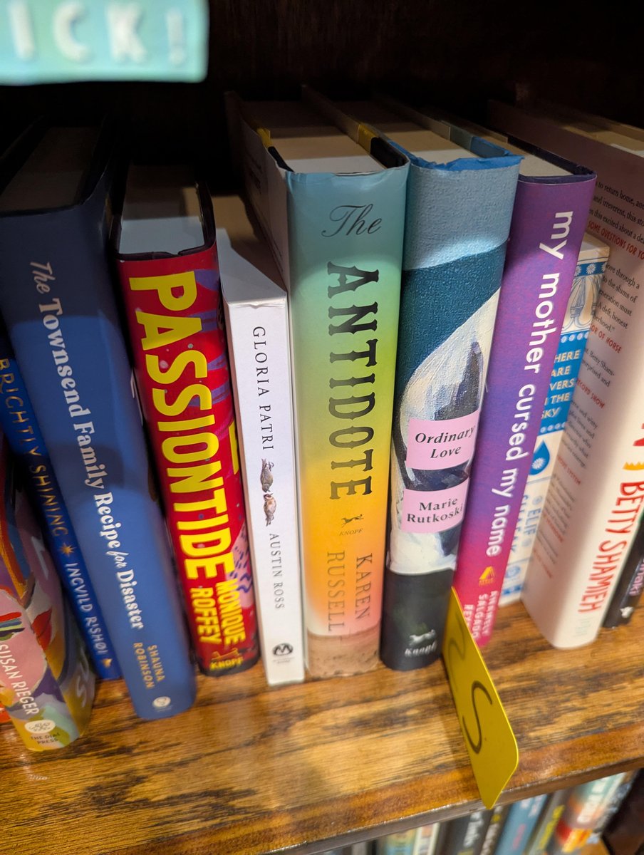 AustinTRoss's tweet image. Got brunch at @busboysandpoets at the Shirlington location today and was delighted to see my book there! Grab a copy if you're in the area.