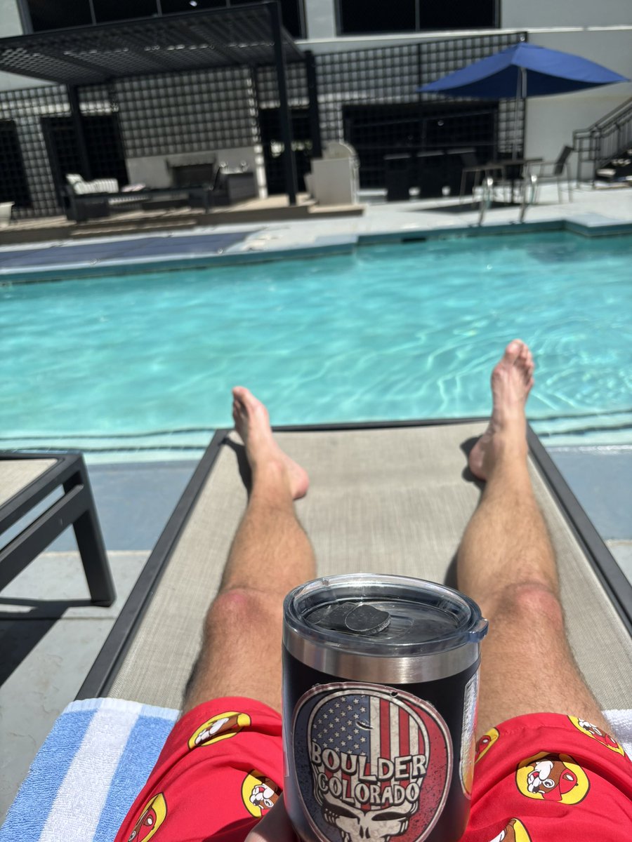 hurt_feelings22's tweet photo. Lil deep cut to take us into the holiday weekend. The bender has commenced. #heynow #havingafew #godbless πΊπΈπΊπΈπΊπΈ https://t.co/szpd4z2uVA