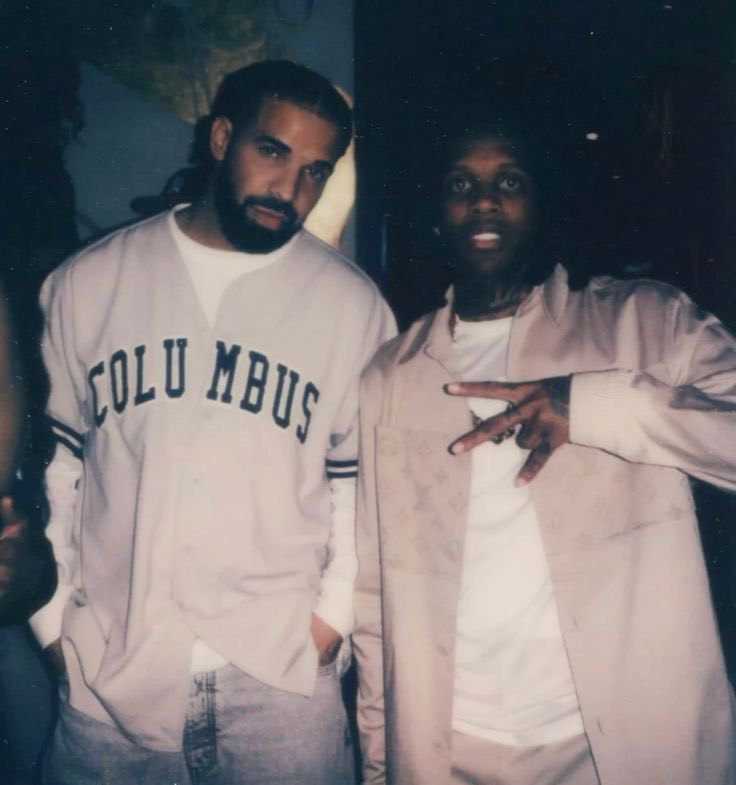 DurkAllDay's tweet image. .@Drake’s "Laugh Now Cry Later" ft @lildurk is the #232 most streamed song in Apple Music history.