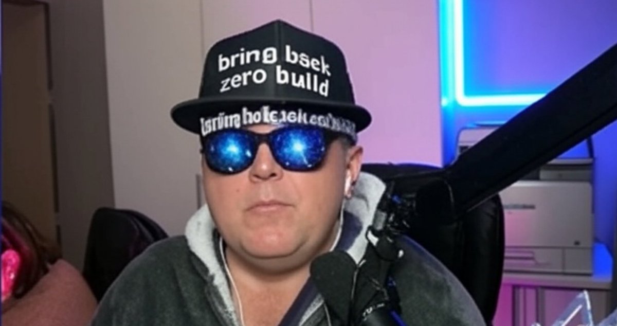 What do you all think of my new hat and glasses?