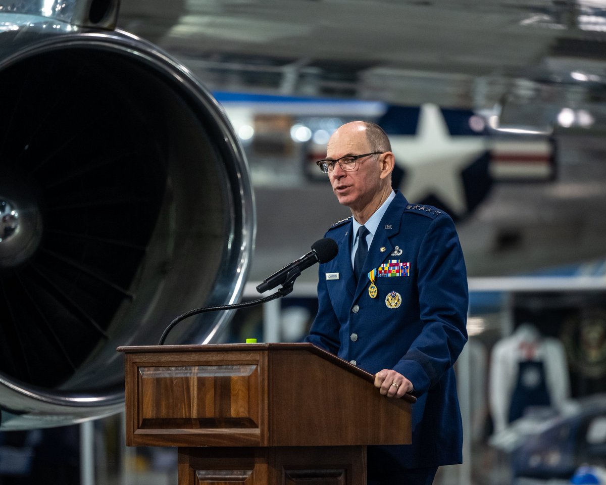 OfficialCSAF's tweet image. From E-1 to O-10, thank you Duke for 42 years of service! Starting with flightline & back shop maintenance and retiring as the AFMC/CC, you are an enterprise leader. Thank you for everything you’ve done for the world’s greatest Air Force! @HQ_AFMC