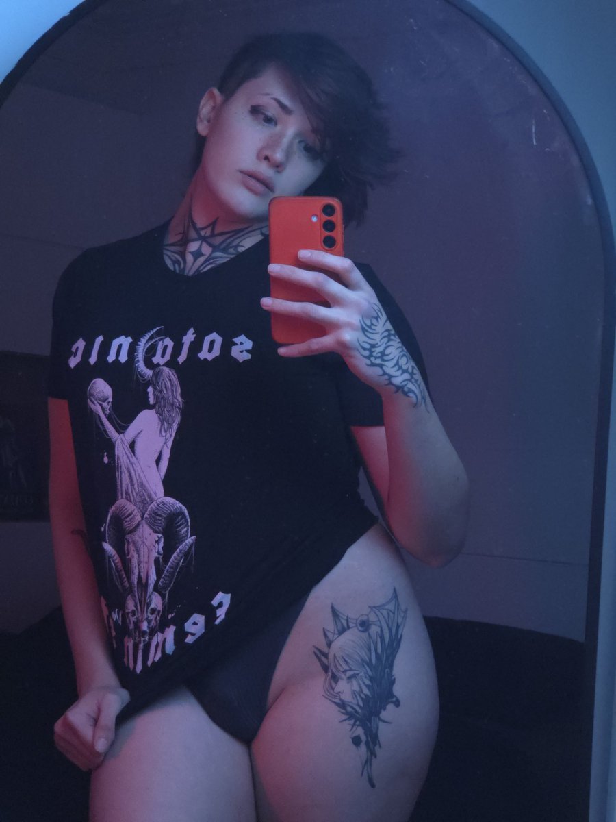 I know my job is literally posting pics but still wanted to join in 🥰
