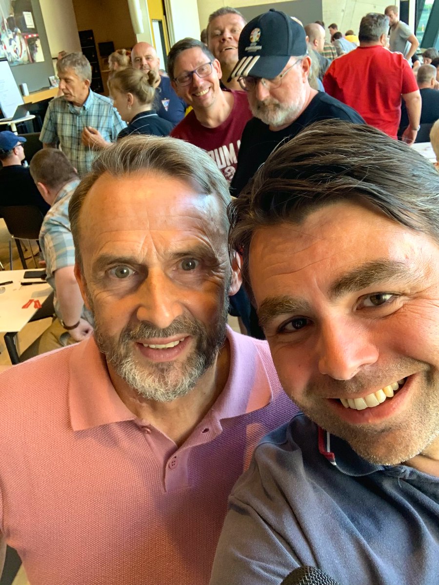 ScudettoBenRedelings (@scudetto) on Twitter photo 🥰 Kindheits-Helden ganz nah! Thomas #Allofs heute beim #Fußballquiz im <a href="/fussballmuseum/">Fußballmuseum</a>. Danke! 🙏 👍⚽️ 🥰 Kindheits-Helden ganz nah! Thomas #Allofs heute beim #Fußballquiz im <a href="/fussballmuseum/">Fußballmuseum</a>. Danke! 🙏 👍⚽️