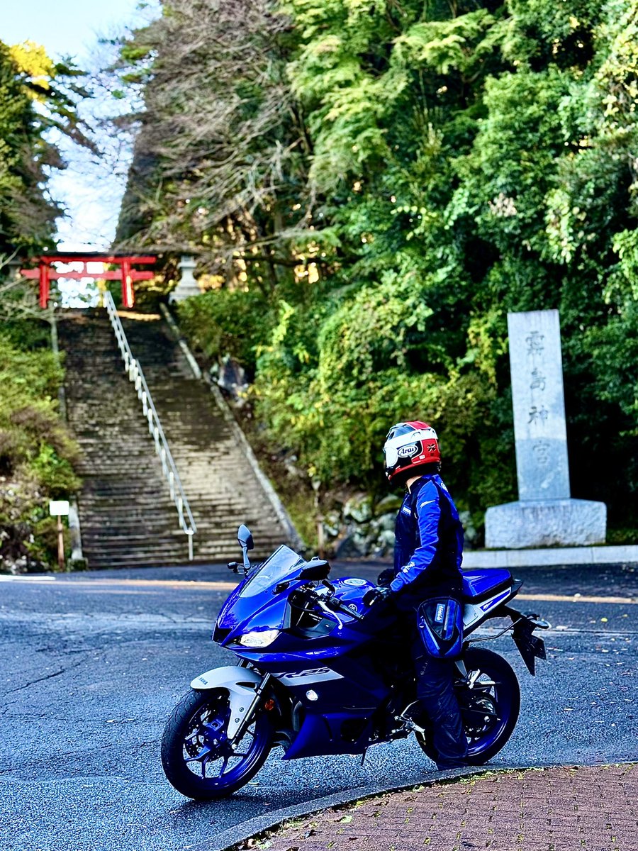 FuurinkazanKei's tweet image. 鹿å
å³¶ãã
é§å³¶ç¥å®®
çŸåš é§å³¶é£å±± æ°ç(ãããã)å²³ã®ç«å±±æŽ»åãæŽ»çºã«ãªã£ãŠãã
åšèŸºã«å€éã®ç«å±±ç°ãéãããŠããŸã
ç§ã®å€§å¥œããªé§å³¶è·¯
ç°ãç©ãã£ãŠèãäžãã ä»ã¯ãã€ã¯ã§è¡ãã®ã¯å³ããç¶æ
ã§ããããã§ã
åå³¶æã®å°éãå¿é
âŠ
倧ããªçœå®³ãäºæ
ã«ç¹ãããªãããšãå¿ããé¡ã£ãŠããŸã
