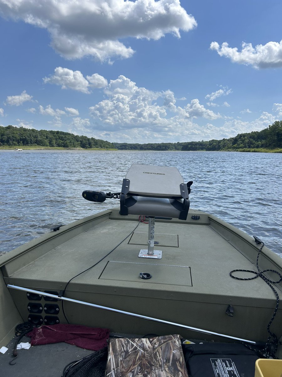 adam5443's tweet photo. Kicking off July 4th weekend with a boat ride with my little guy #America https://t.co/XS26hQ5Zbj