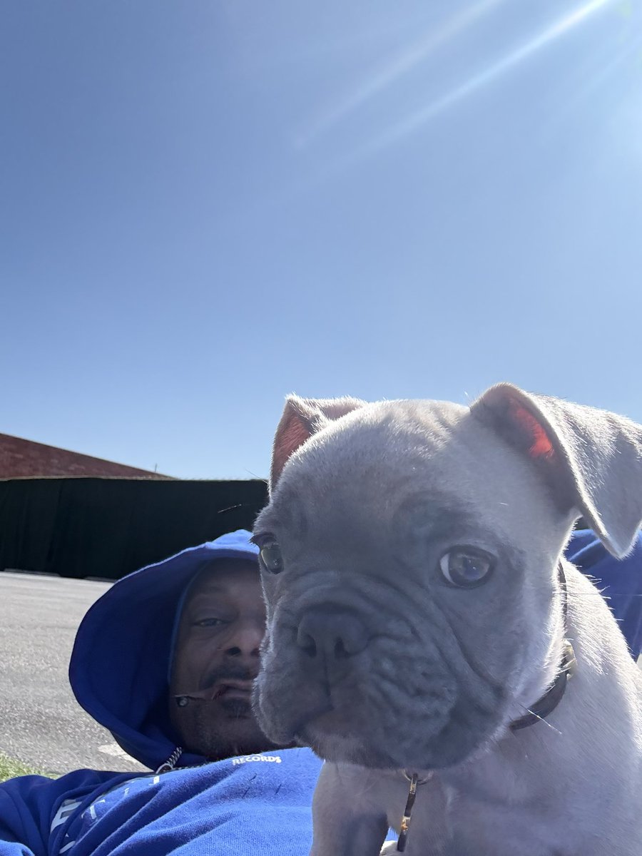SnoopDogg's tweet photo. Me and my puppy. Baby Boy Broadus 👊🏿 https://t.co/rvgIgocsYA