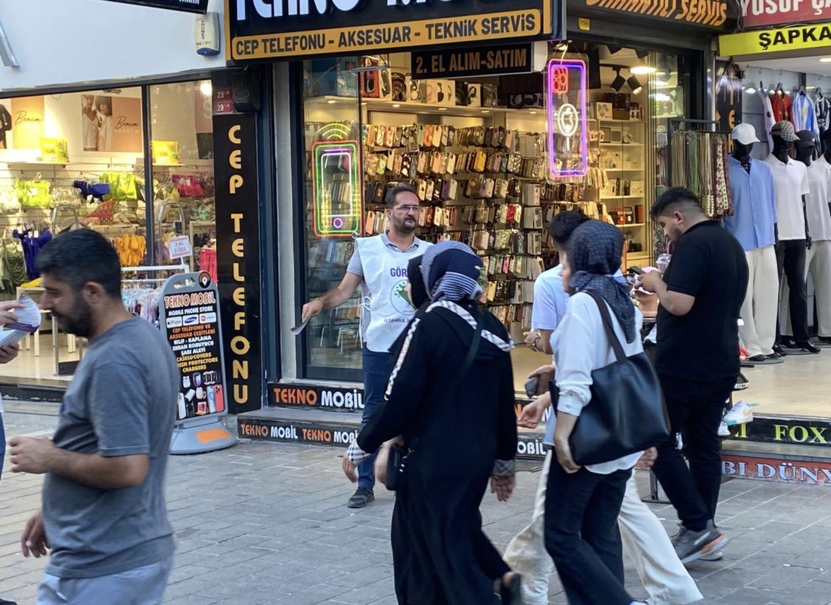 DEMistanbulemek's tweet image. Asgari ücrete zam ve emeklilere insanca yaşanabilir ücret sloganıyla Kadıköy, Bakırköy ve Avcılar İlçesi’nde yapılan çalışmalarımız devam ediyor.