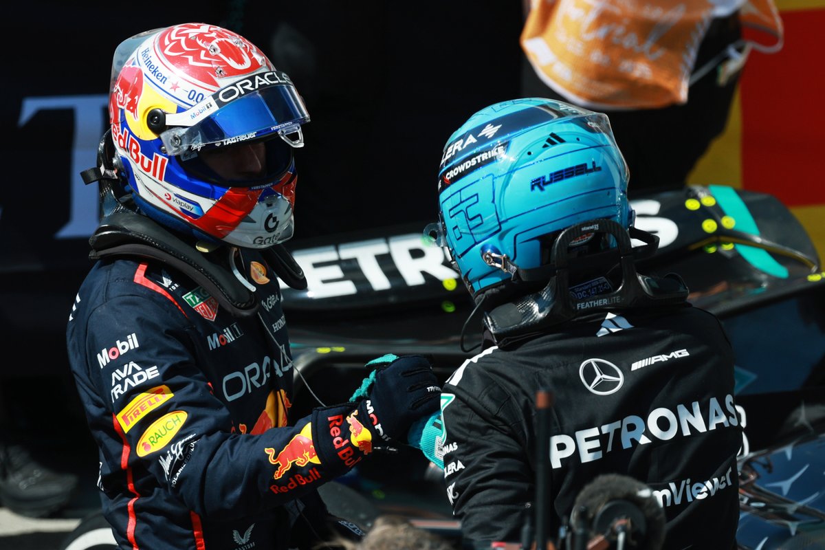 Verstappen/Mercedes:

- VER has nothing to add on latest rumours
- No sabbatical but wants to race outside too
- Russell remains loyal to Mercedes
- Hamilton regrets Red Bull statement
- Gasly, Antonelli, Sainz, Alonso, Wolff, Horner add:

formularapida.net/en/verstappen-… #F1 #BritishGP