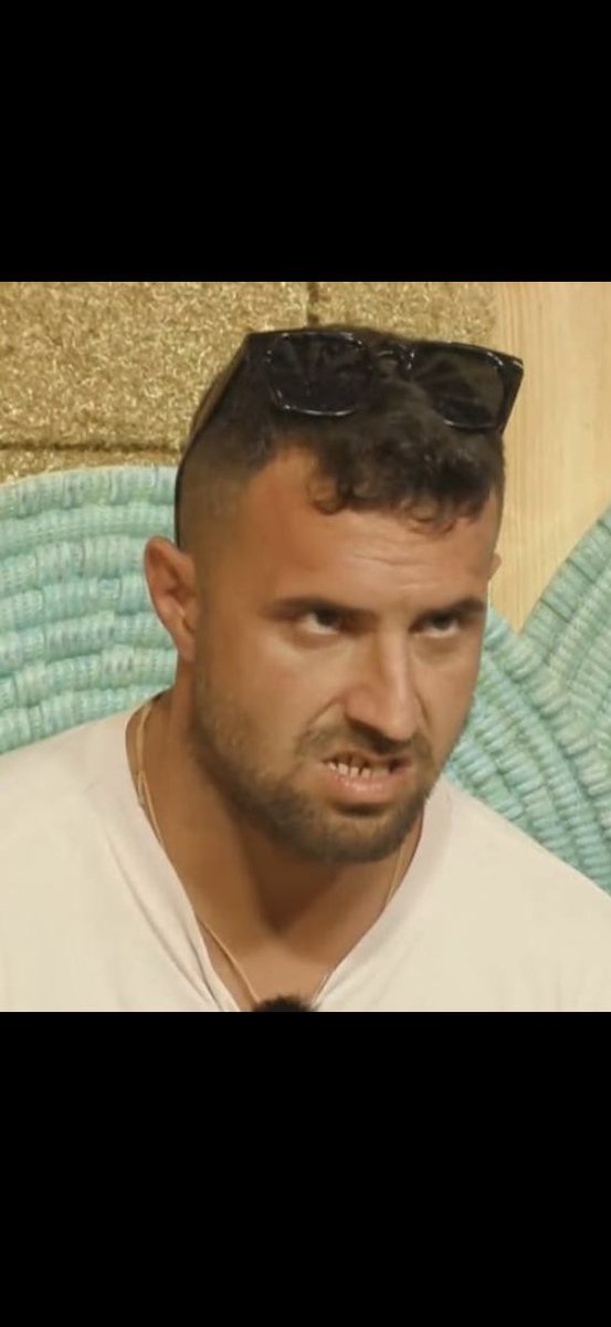 itsannaare's tweet photo. E questo ha pure il coraggio e parlà? 
Sei una figuraccia vivente
#temptatationisland https://t.co/ZvnqBaHCri