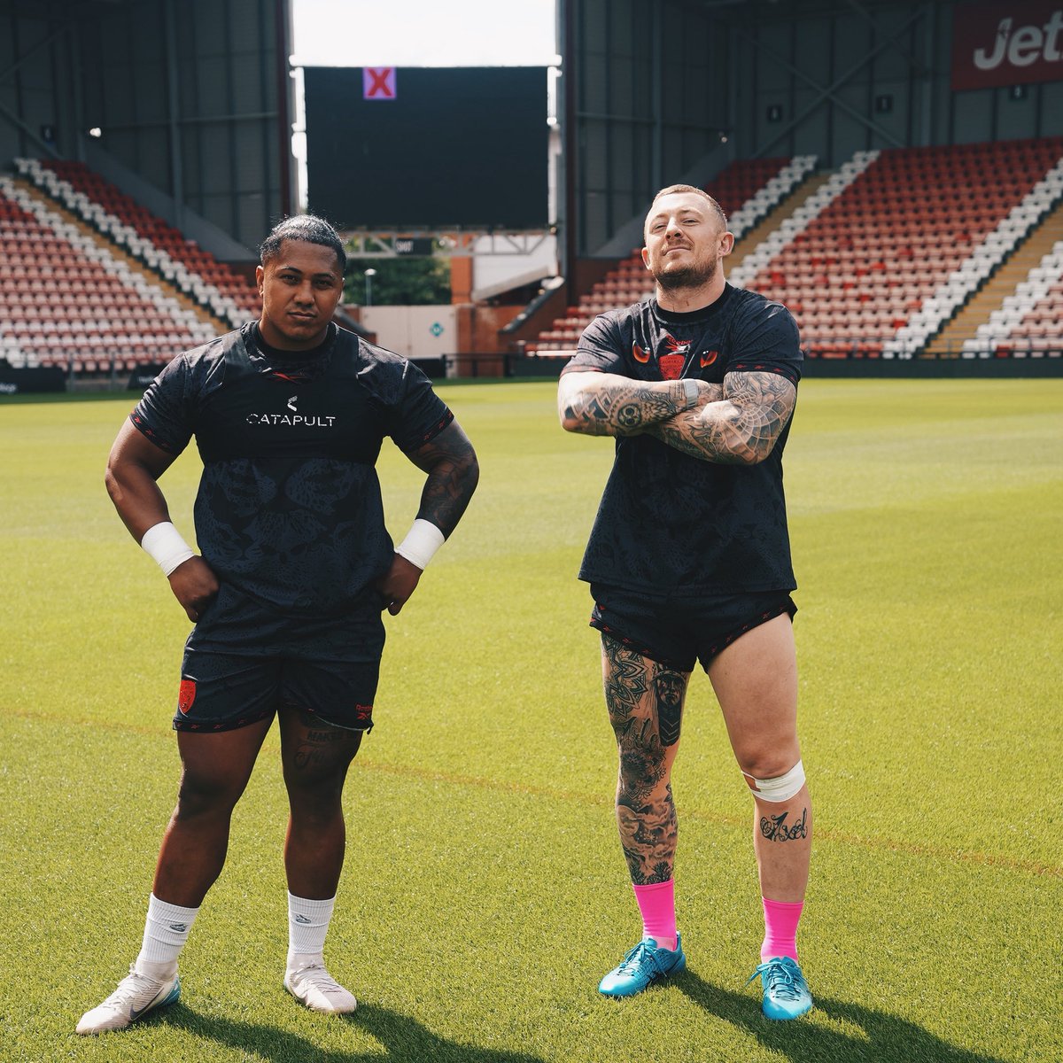 Joshua Charnley (@joshuacharnley) on Twitter photo I'm back. I'm back.