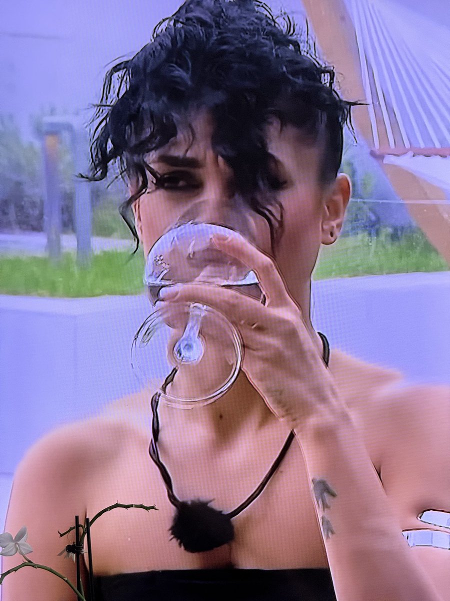 اسم این مدل مو چیه؟