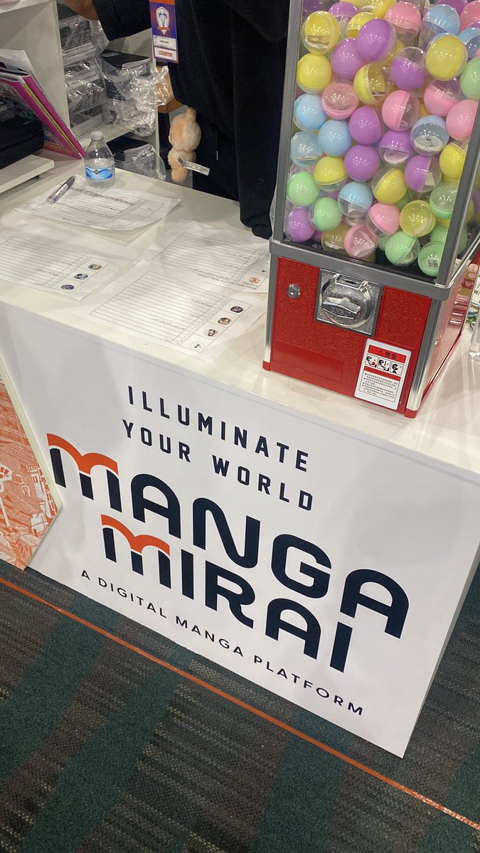 KissnSquids's tweet photo. Went to a neat booth at #AX2025

Saw @MANGAMIRAI_EN https://t.co/OXhQRRw6cI