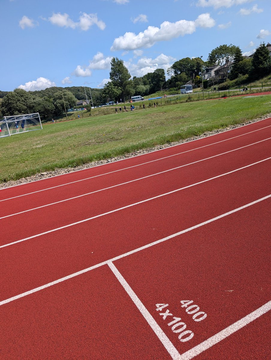 WCHS_PE's tweet image. Rossendale Athletics 🎽 

Thank you to Nathan at @RossendaleSSP for organising a great event. Students had a brilliant day and the weather certainly helped. 🌞🏃🌞🏃‍♂️