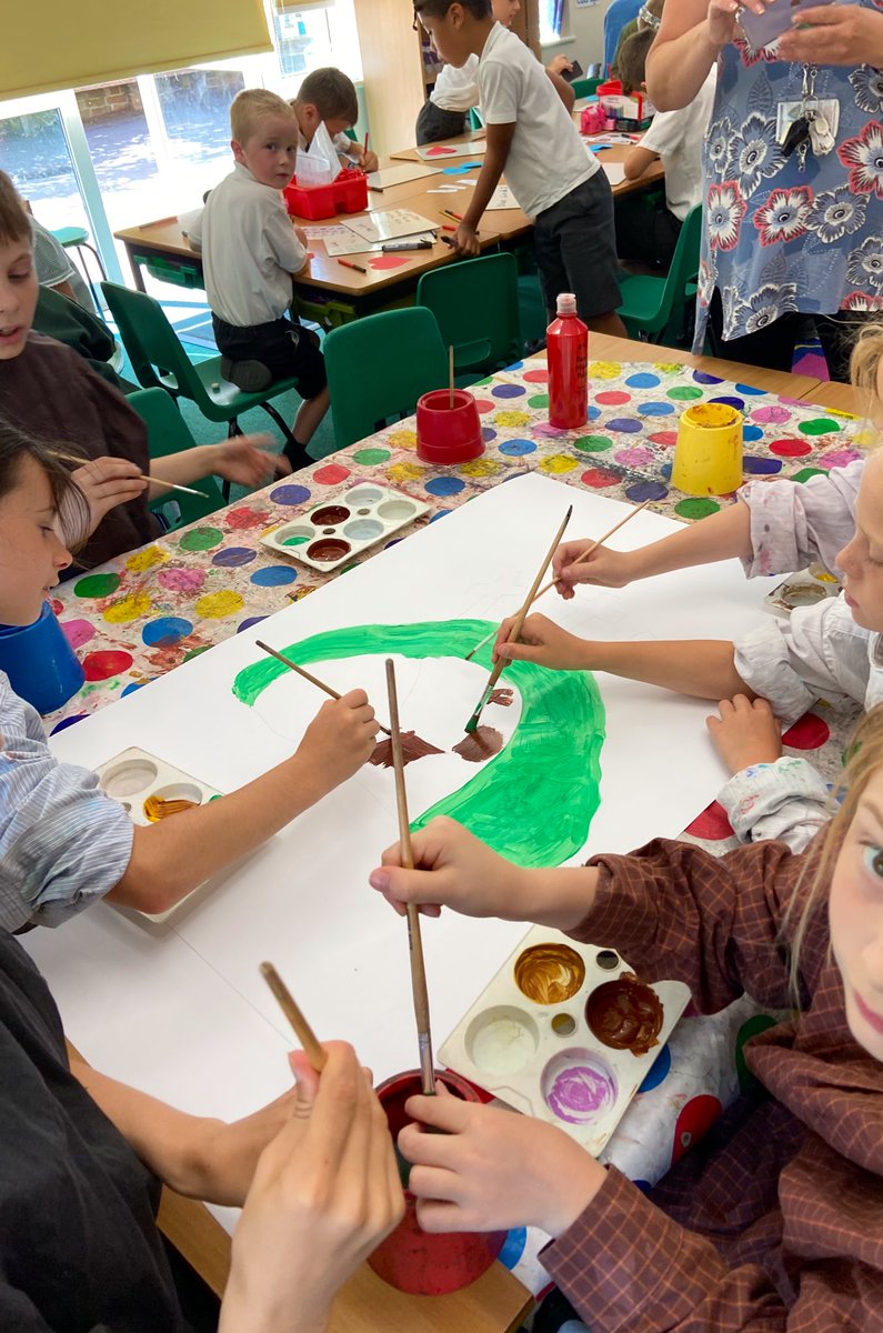 blackboysschool's tweet photo. Working in our house groups, we all took place in Big Frieze Day today, creating our own pictorial versions of Understanding Christianity’s Big Frieze which illustrates the Bible. https://t.co/UumPaLUJYs
