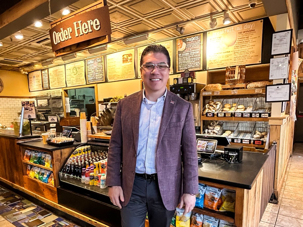 UMassChancellor's tweet image. You shared Amherst area recommendations—here's a look at where I've been:
✅ Ice cream at @Herrells, where our @umassfoodscience students’ flavors are featured.
✅ Great meal at Protocol during Amherst Restaurant Week.
✅ Coffee at @WorksBakeryCafe – a student favorite.