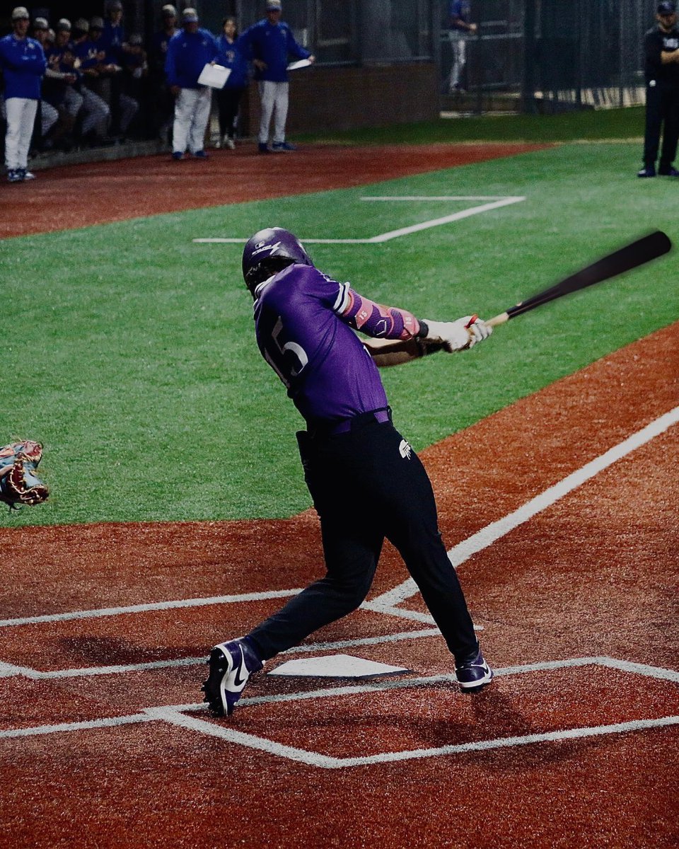 Authentic Bats tweet media