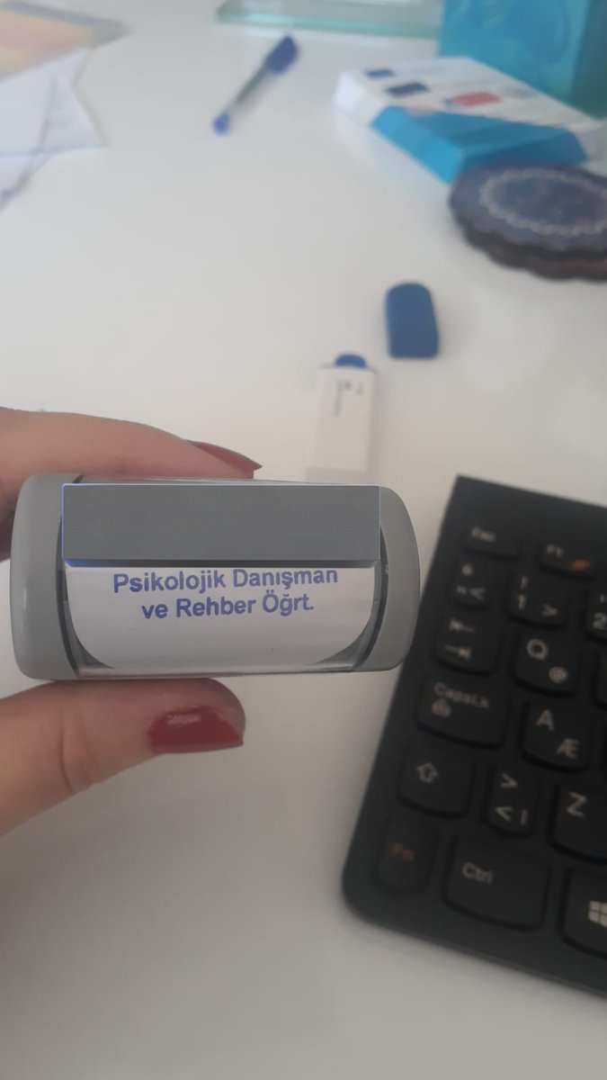 laylaziyanolan's tweet photo. Unvanımızı sadece bioya da yazmıyoruz umarım sevgili ece için sorun değildir https://t.co/BDKyvczEfI