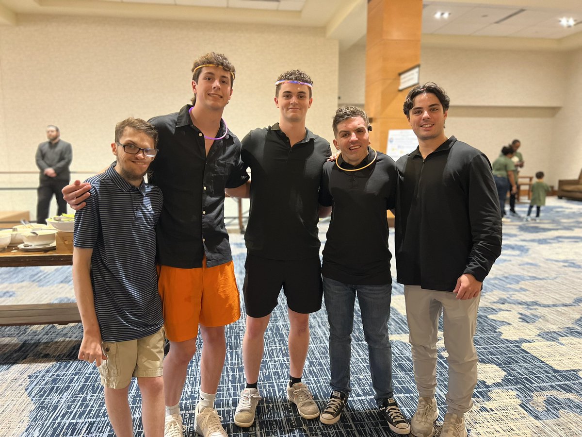 Dede Dankelson tweet media