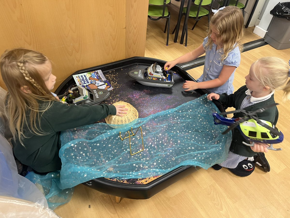 YRBGStPeters 🌈 tweet media