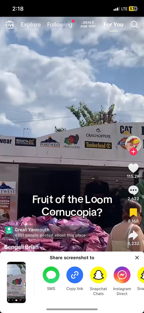 Crecent_L's tweet photo. PROOF. Mandela effect isn’t real, it’s just companies gaslighting us. # https://t.co/hM5LcnysvI