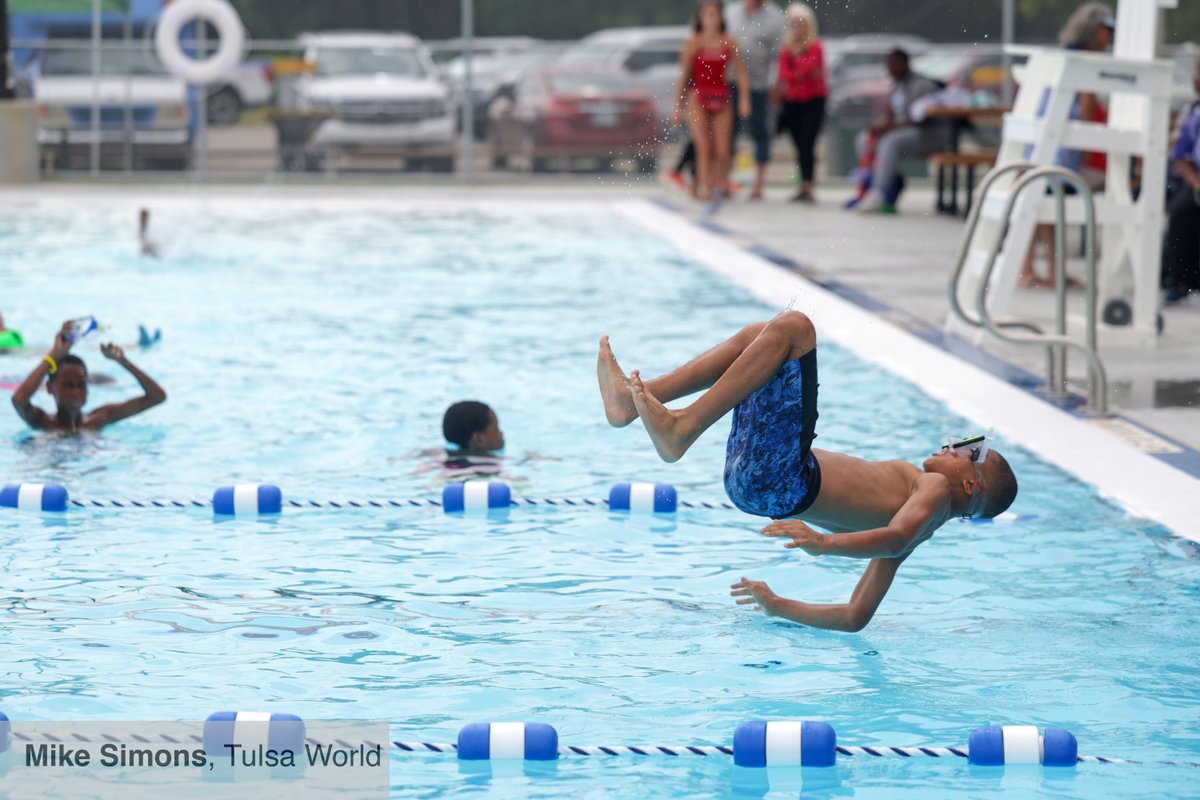 Tulsa Mayor <a href="/monroefortulsa/">Mayor Monroe Nichols</a>  jumps in and opens the new Chamberlain Park Pool  - More at go.tulsaworld.com/mikesimons #tulsa