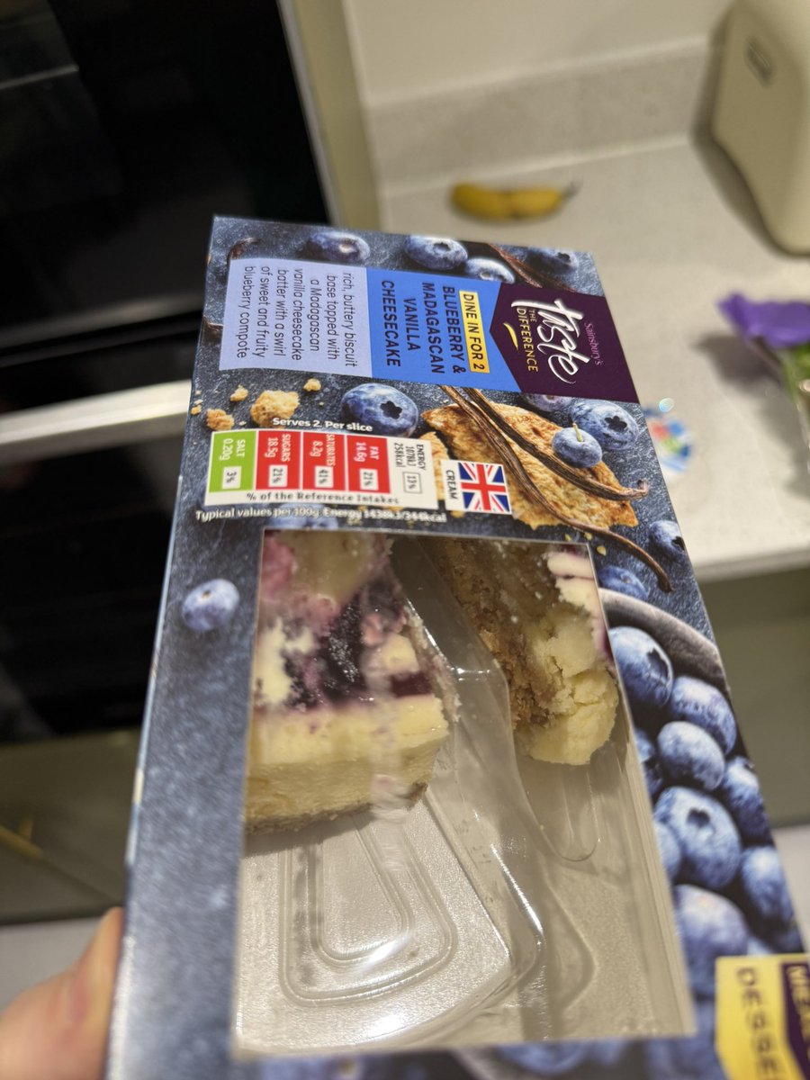 affster666's tweet photo. @sainsburys We usually check items before your driver leaves but as it’s so late we rushed it all inside. Really disappointed with this delivery. Basil plant is dead and cheesecake seems to have been deconstructed… https://t.co/jJ5hD9PDGC