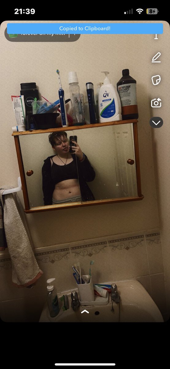 Just a pup who sometimes looks good 🤷🏻‍♂️