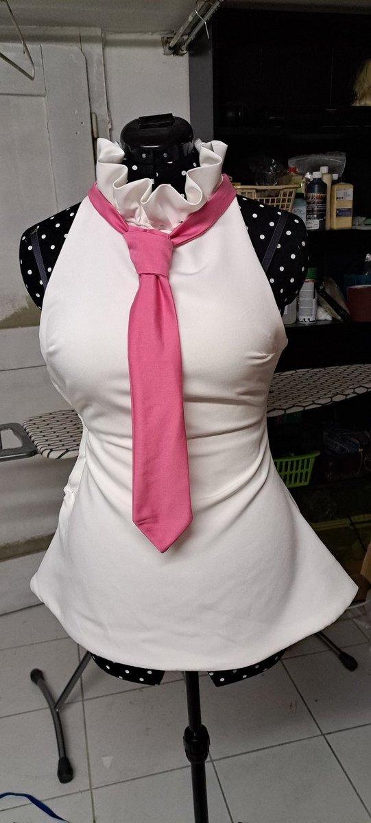 ScarletsFlame's tweet image. Progress for stussy #ONEPIECE
First idea was to wear her for cosday,but I was to lazy and don't want to rush