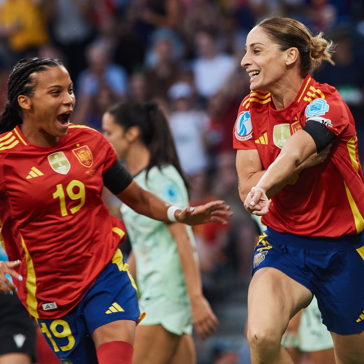 📰 MATCH REPORT | #WEURO2025 

Spain’s firepower overwhelms Portugal (5–0)

✍️ rfef.es/en/noticias/ma…

#JugarLucharYGanar